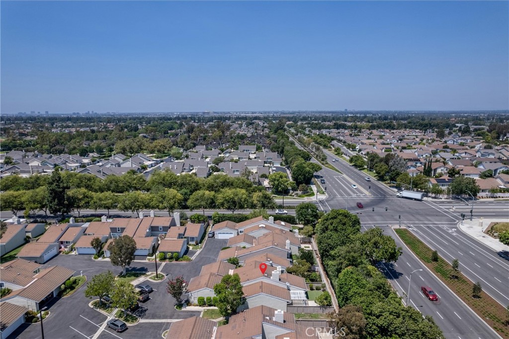 MLS #OC25180726 image #29