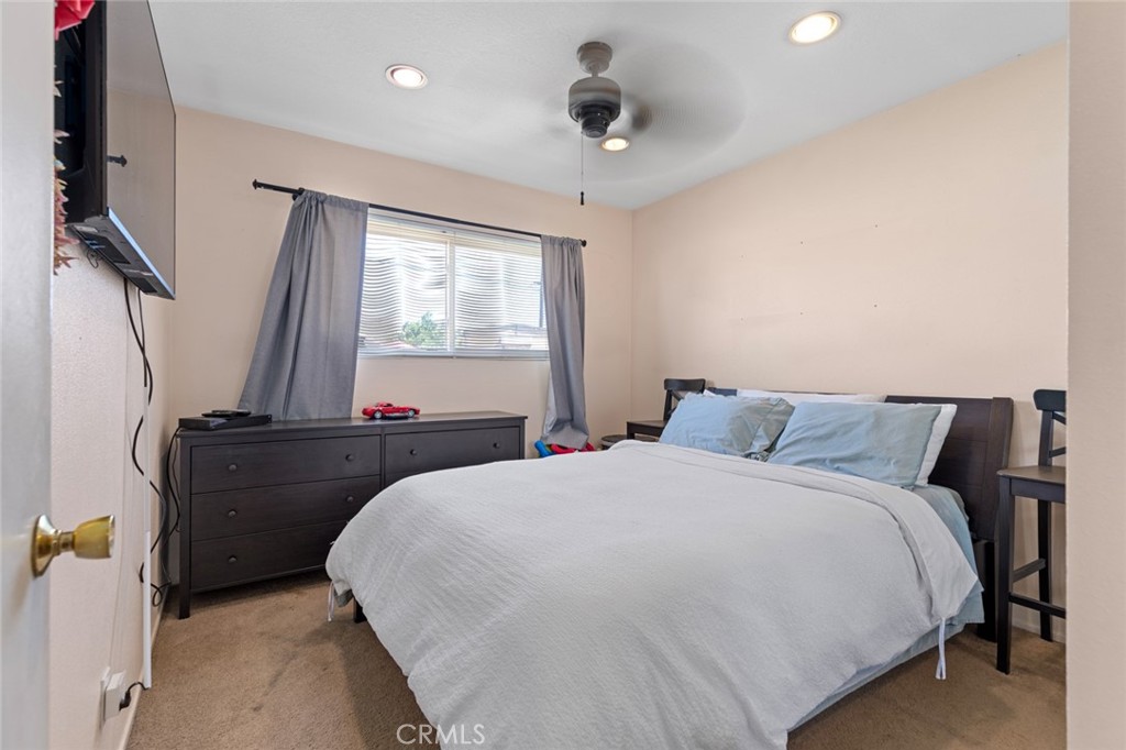 MLS #OC25180739 image #12