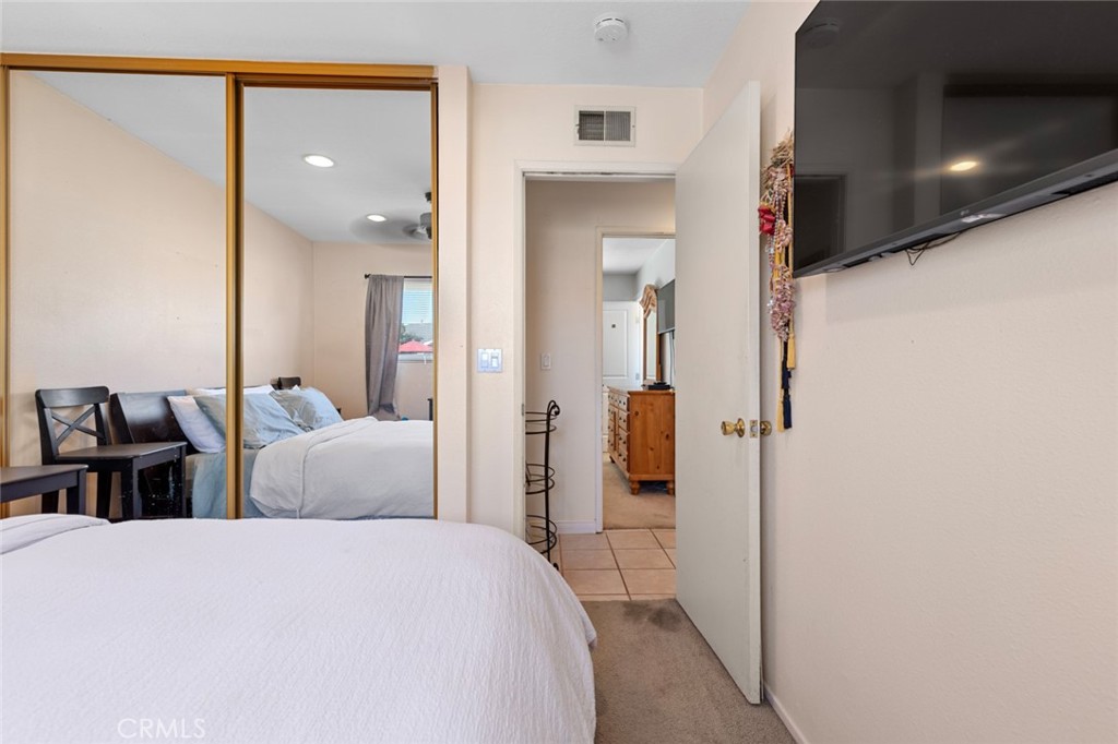 MLS #OC25180739 image #13