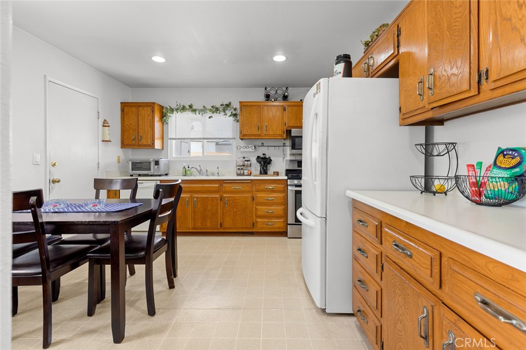 MLS #OC25180739 image #5