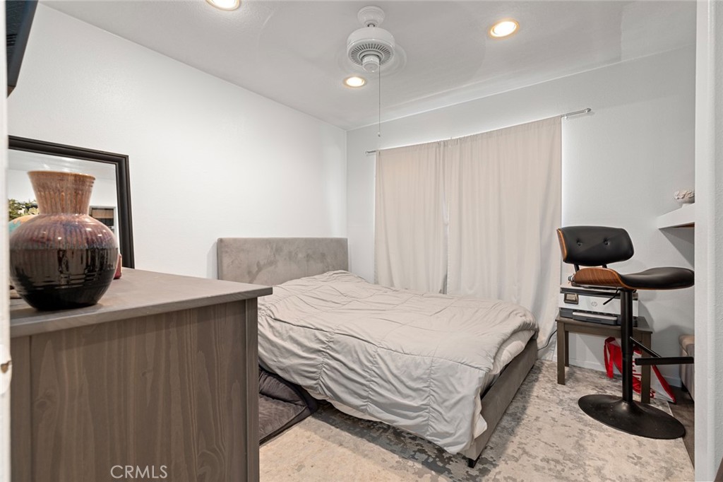 MLS #OC25180739 image #8