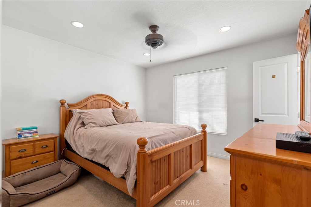 MLS #OC25180739 image #9