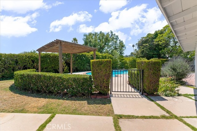 MLS #OC25180862 image #15