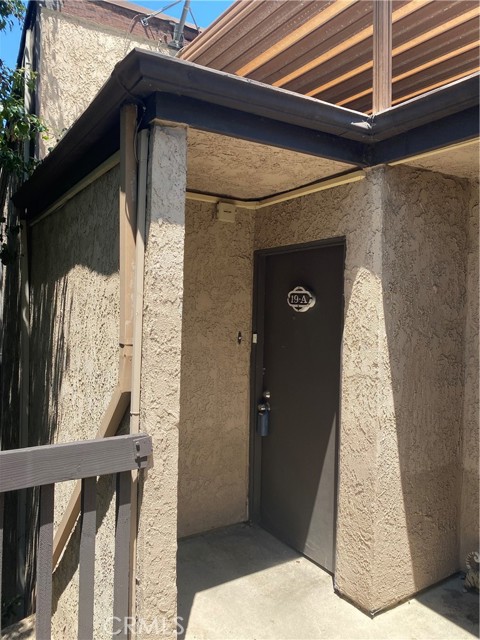 MLS #OC25180948 image #1