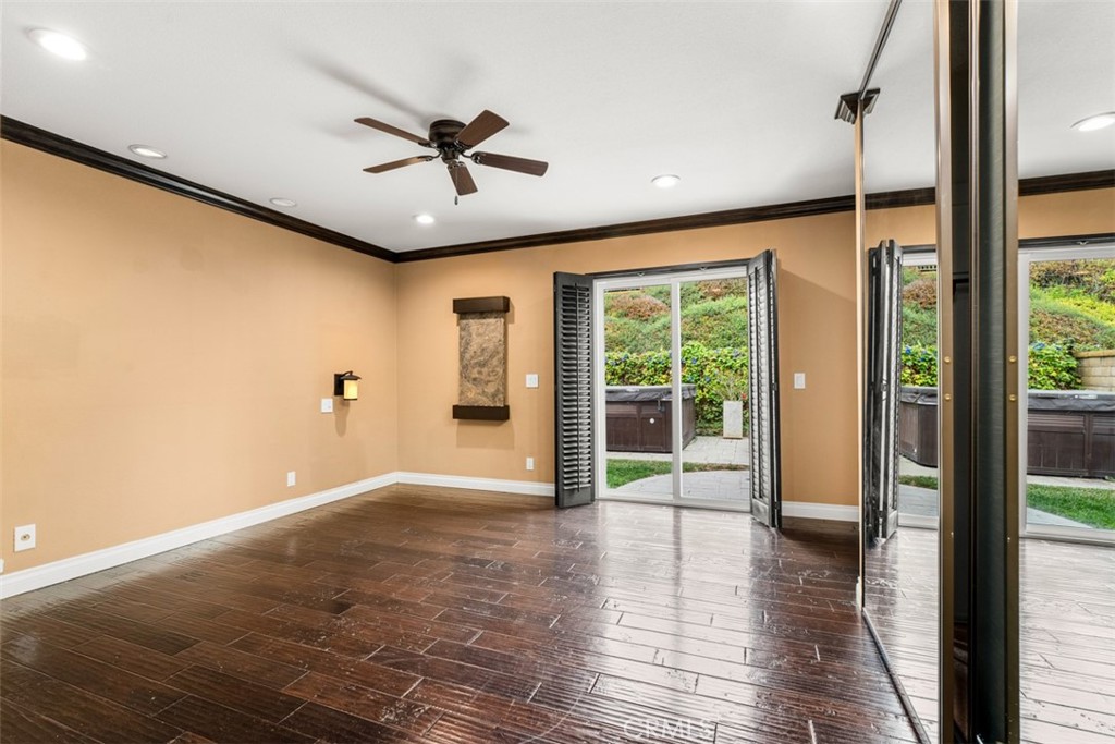 MLS #OC25181044 image #14