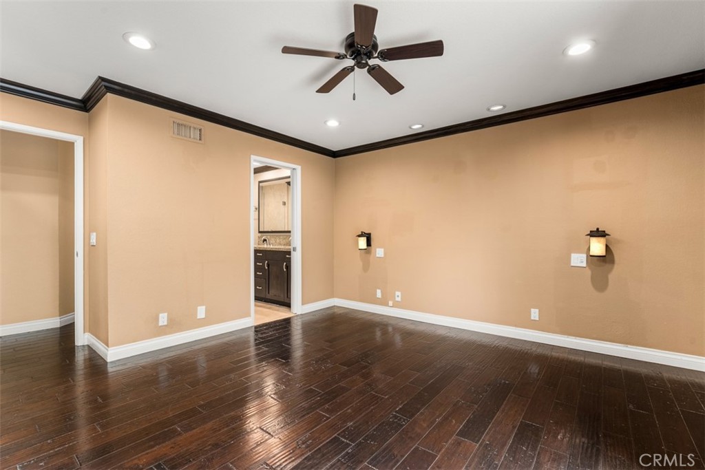 MLS #OC25181044 image #15