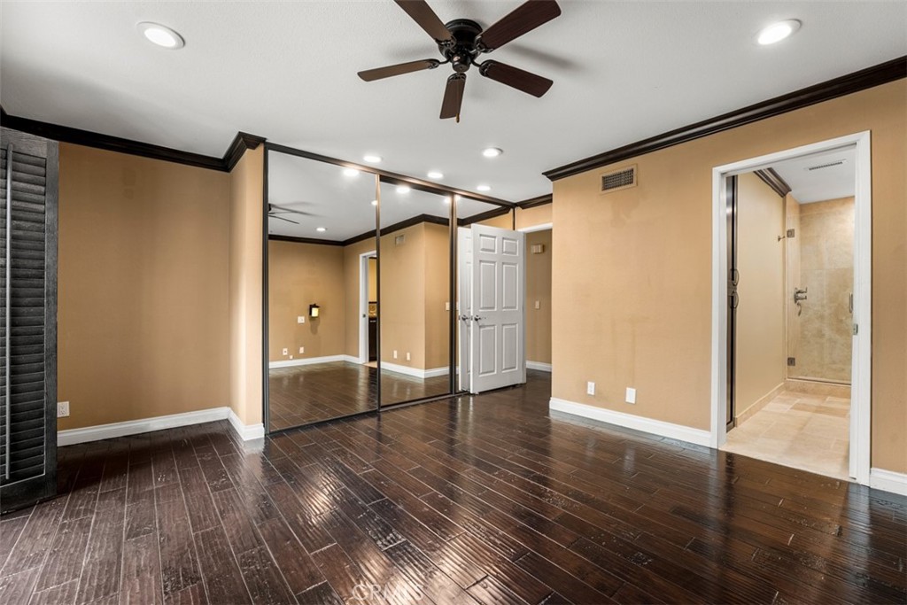 MLS #OC25181044 image #16