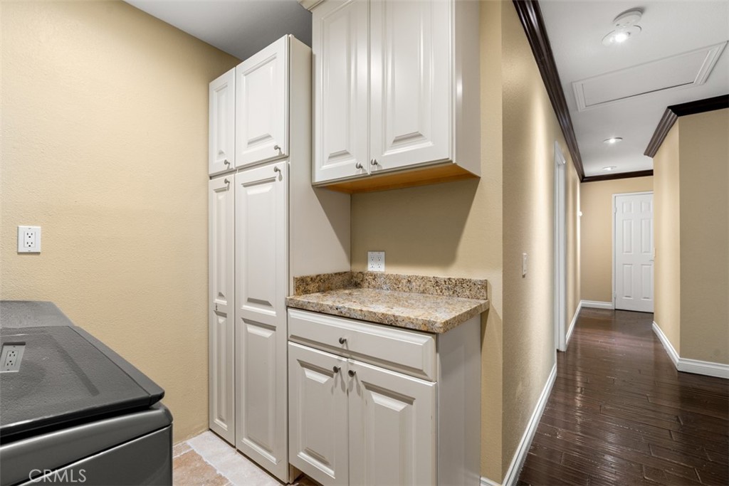 MLS #OC25181044 image #26