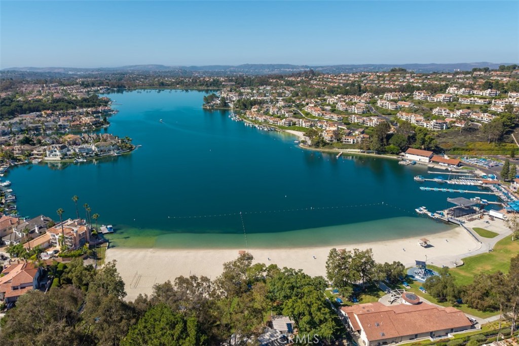 MLS #OC25181044 image #36