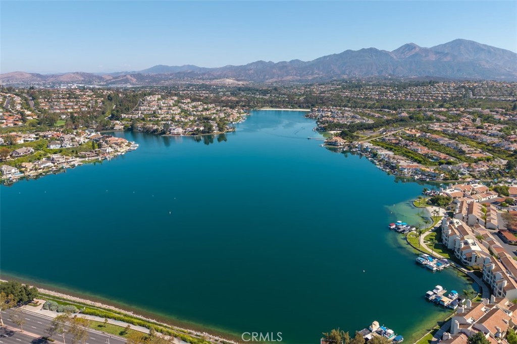 MLS #OC25181044 image #39