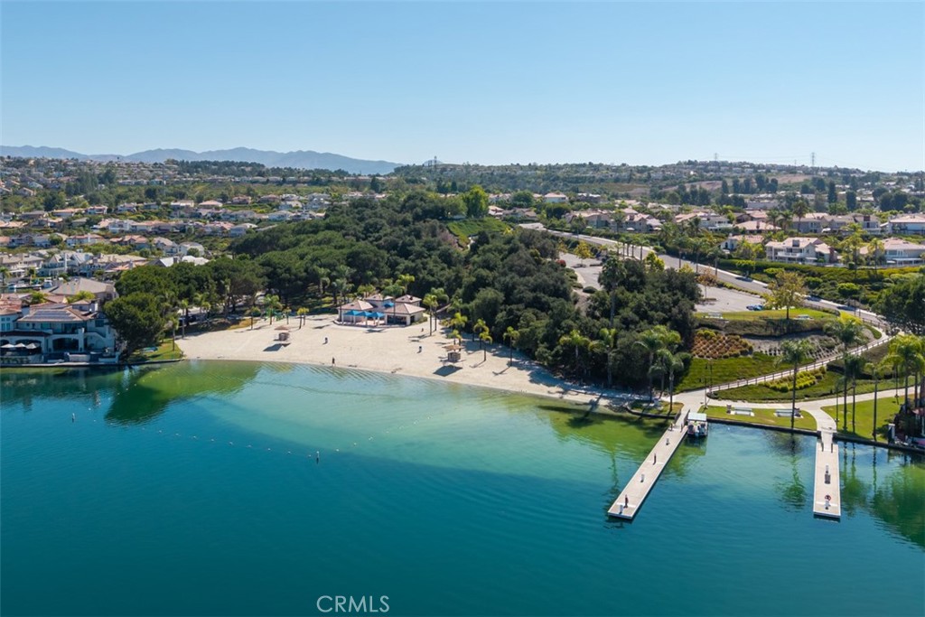 MLS #OC25181044 image #40