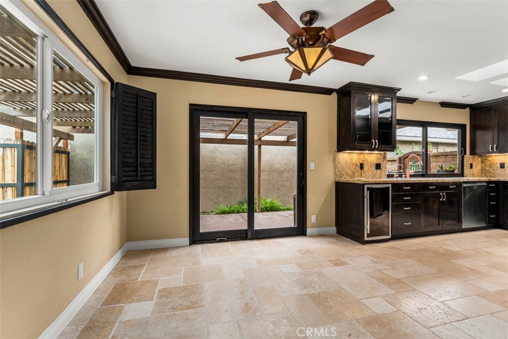 MLS #OC25181044 image #8