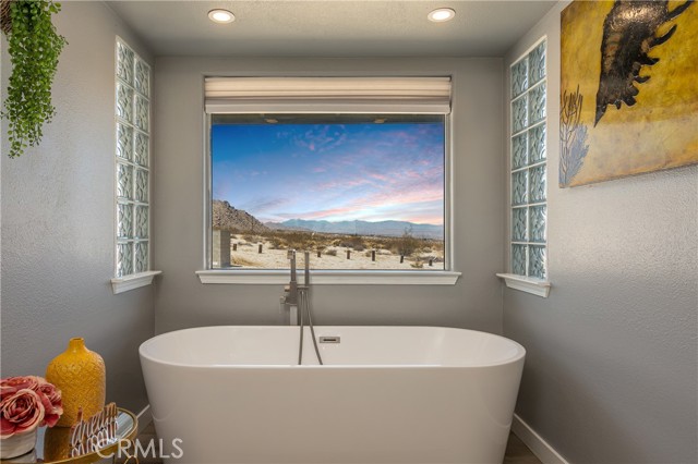 MLS #OC25181160 image #23