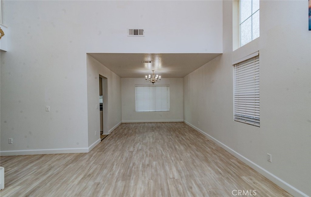 MLS #OC25181173 image #5