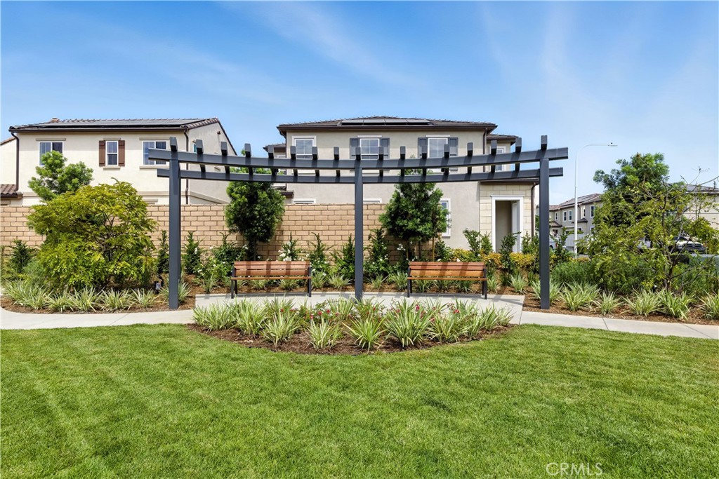 MLS #OC25181231 image #11