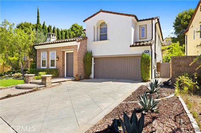 MLS #OC25181275 image #0