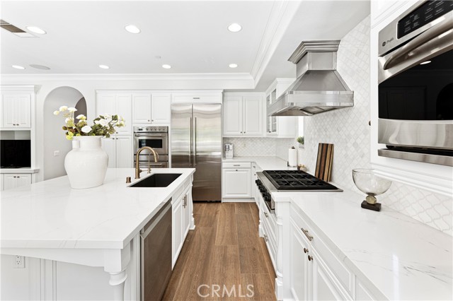 MLS #OC25181275 image #18