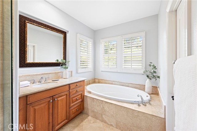 MLS #OC25181275 image #38