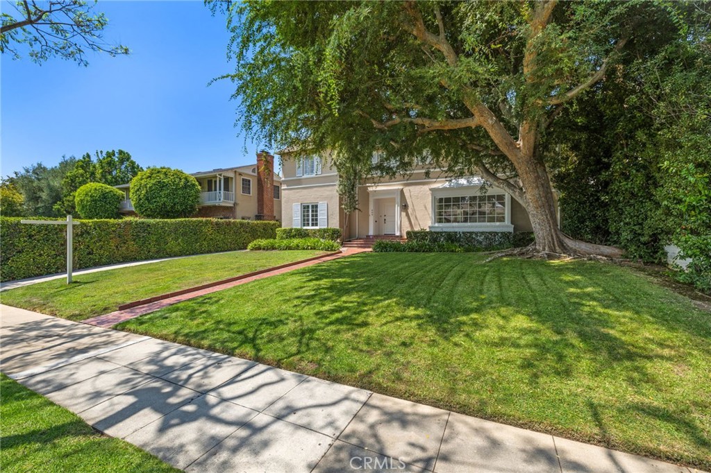 MLS #OC25181279 image #1