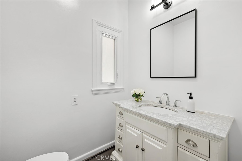 MLS #OC25181279 image #13