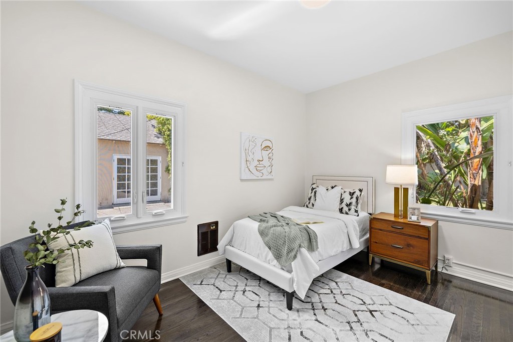 MLS #OC25181279 image #23