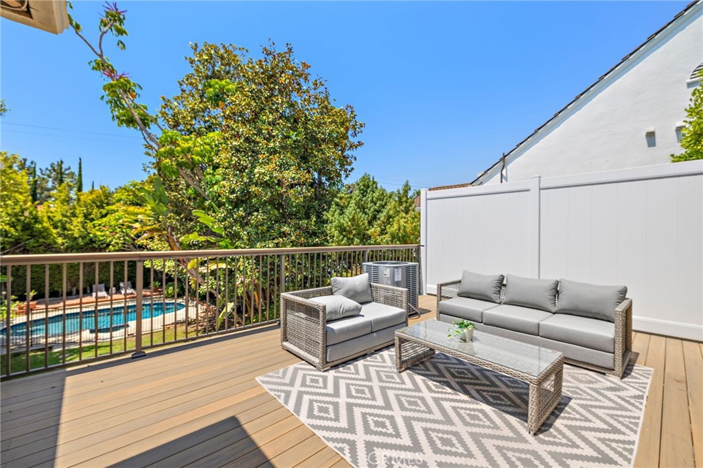 MLS #OC25181279 image #42