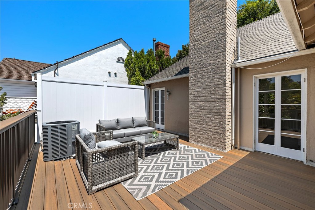 MLS #OC25181279 image #44