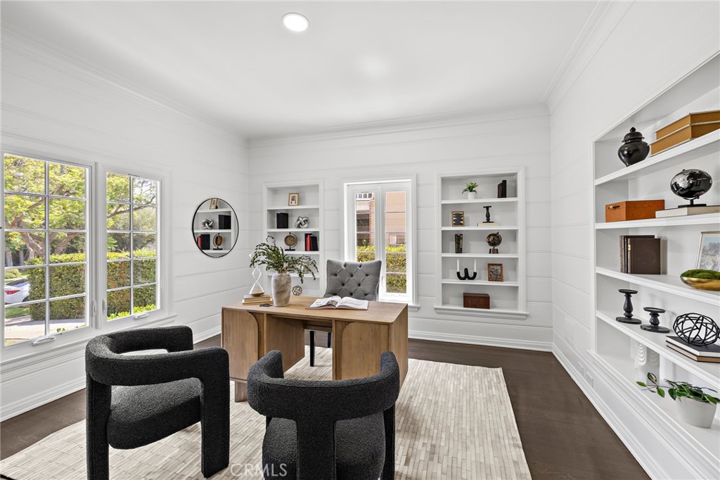 MLS #OC25181279 image #6