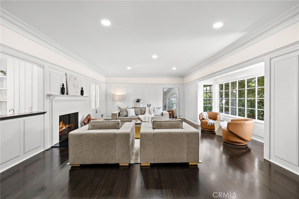 MLS #OC25181279 image #9