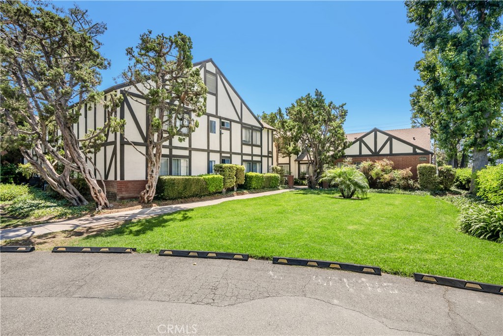 MLS #OC25181296 image #14