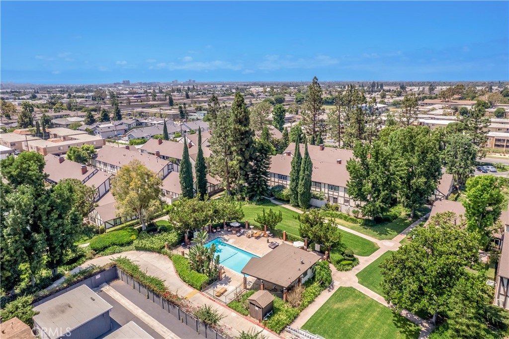 MLS #OC25181296 image #16