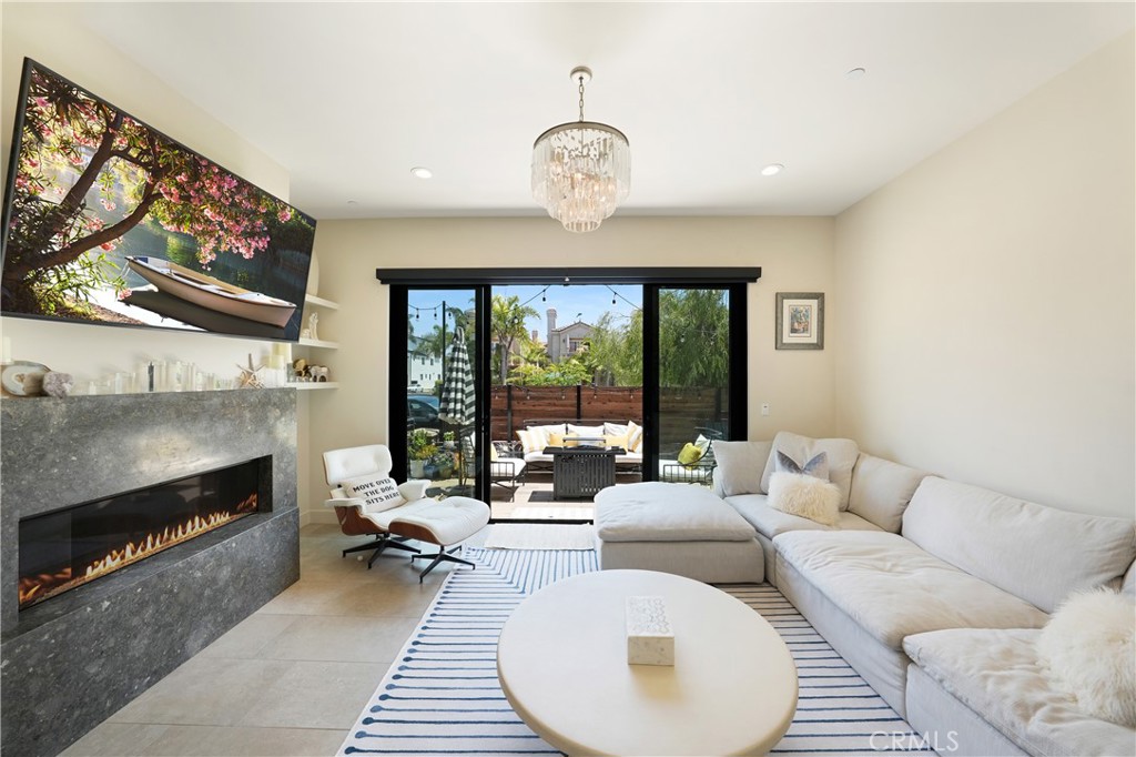 MLS #OC25181308 image #12