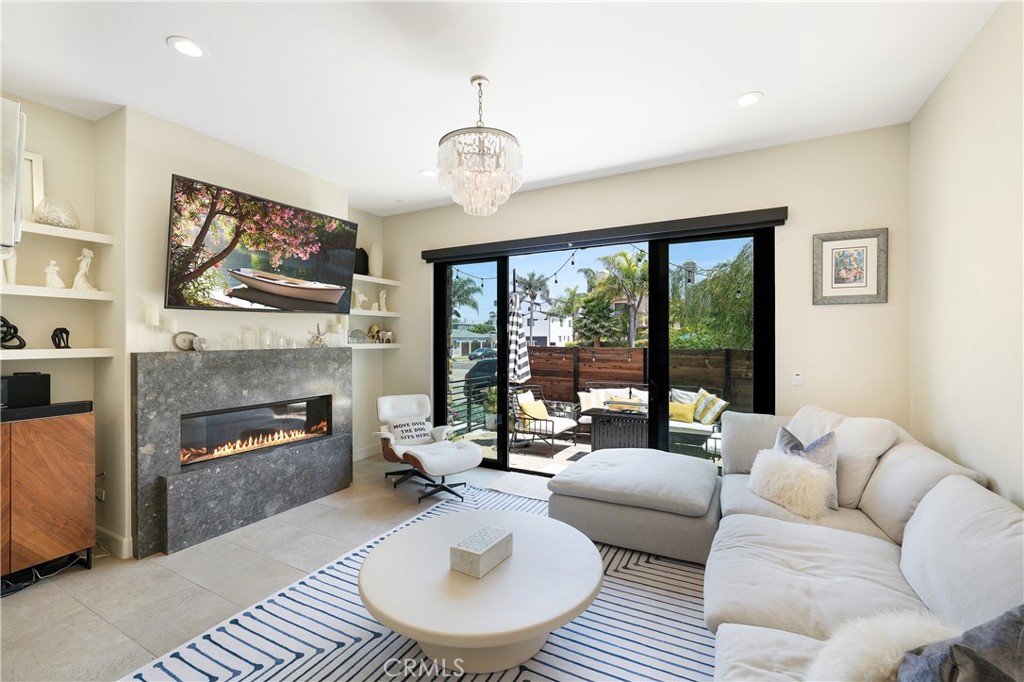 MLS #OC25181308 image #13