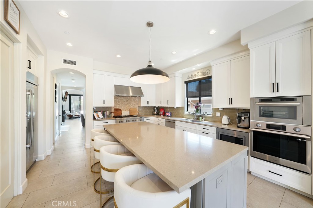 MLS #OC25181308 image #18