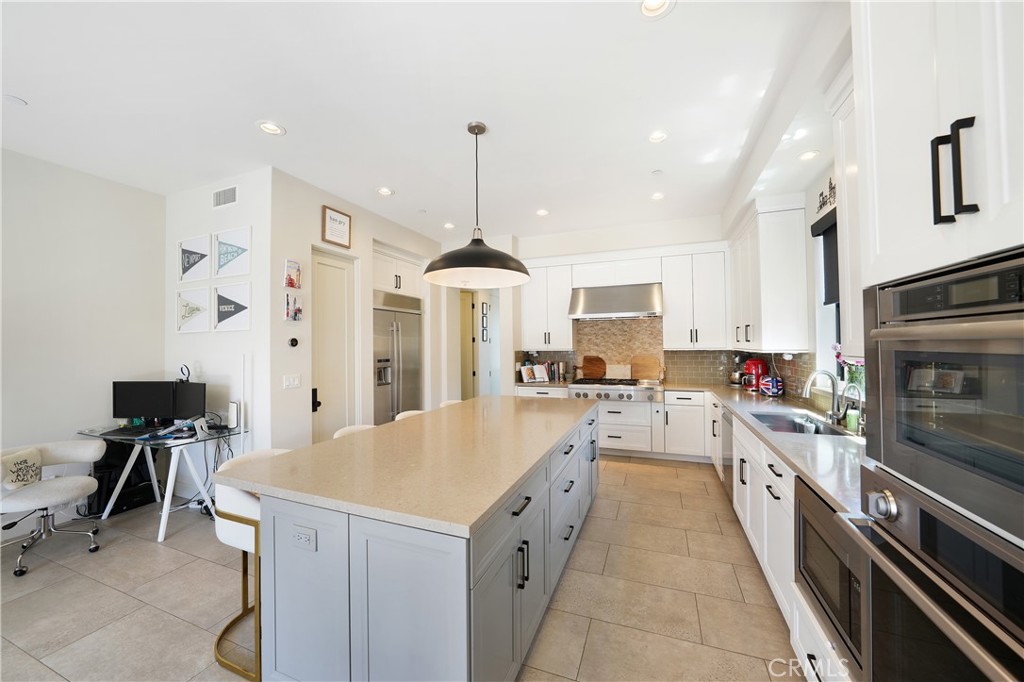 MLS #OC25181308 image #20