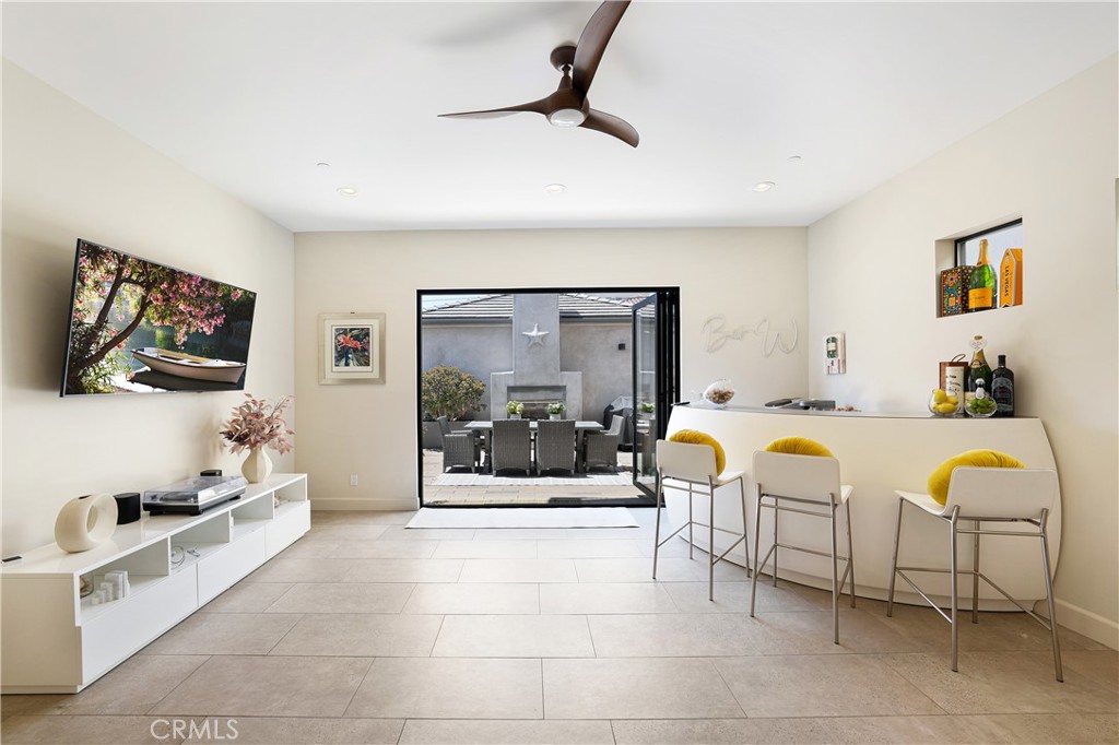 MLS #OC25181308 image #24