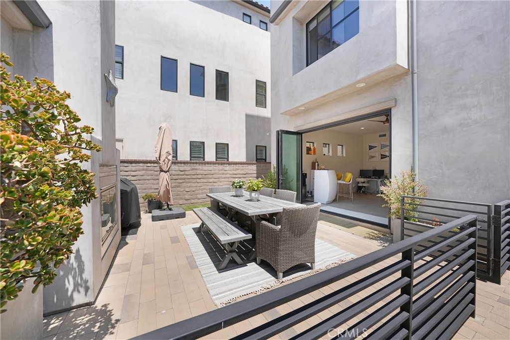 MLS #OC25181308 image #27