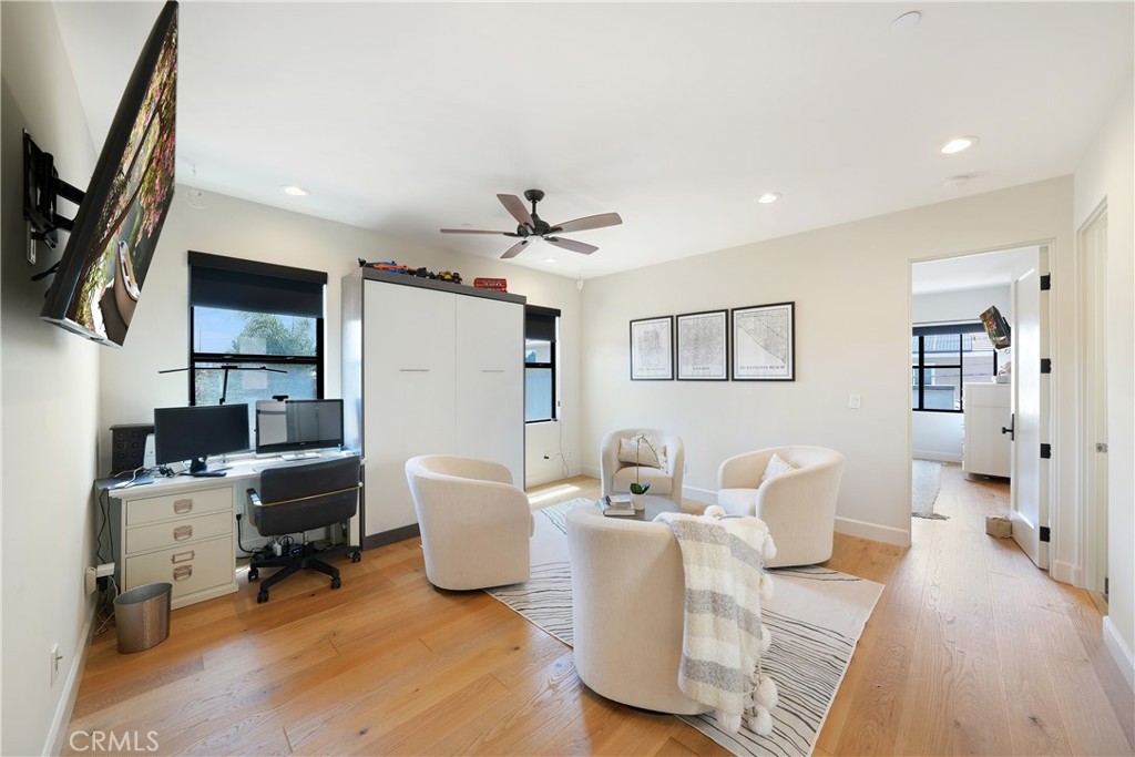 MLS #OC25181308 image #29