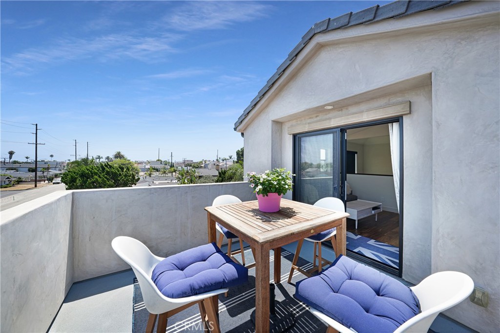 MLS #OC25181308 image #43