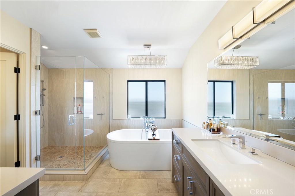 MLS #OC25181308 image #46