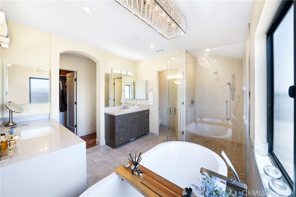 MLS #OC25181308 image #48