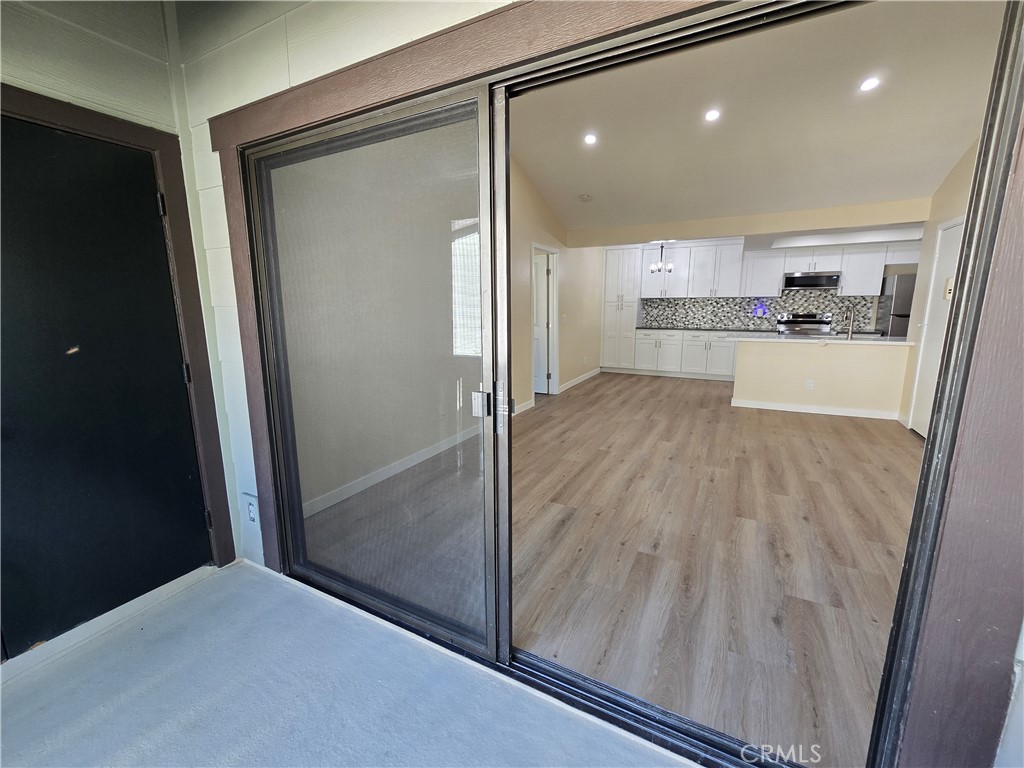 MLS #OC25181313 image #14