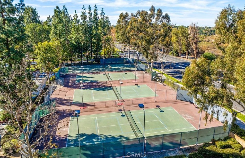 MLS #OC25181313 image #21