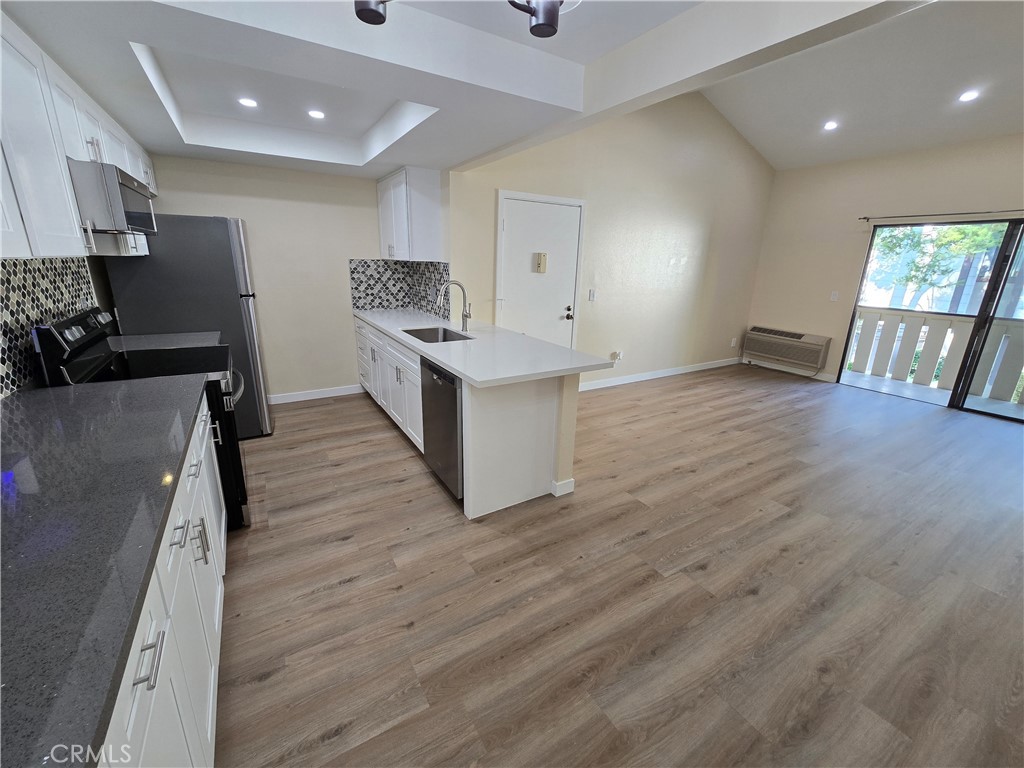 MLS #OC25181313 image #7