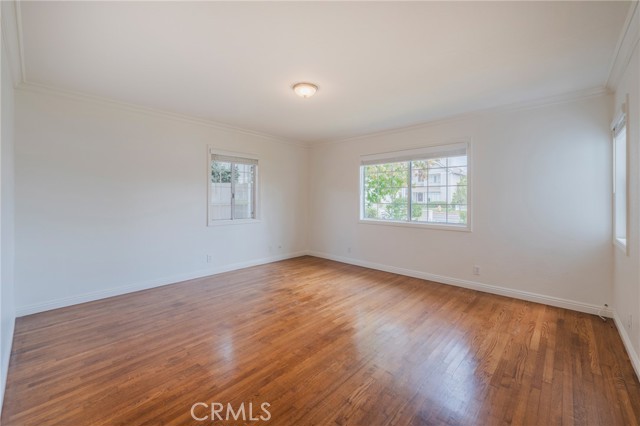 MLS #OC25181321 image #24