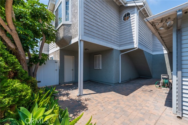 MLS #OC25181321 image #9