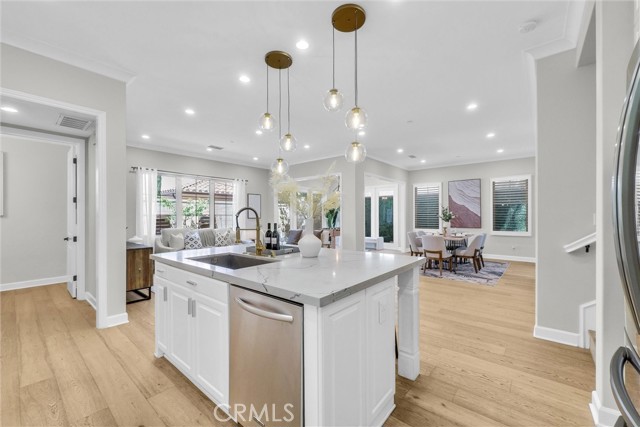 MLS #OC25181336 image #14