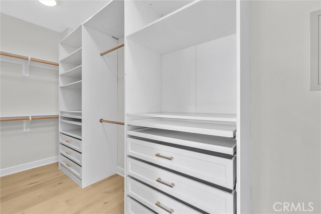 MLS #OC25181336 image #23