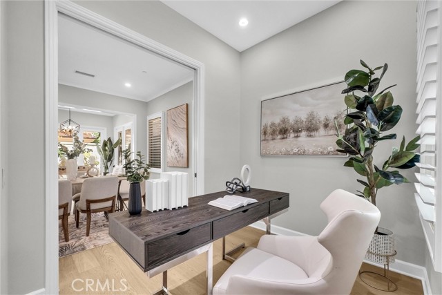 MLS #OC25181336 image #4