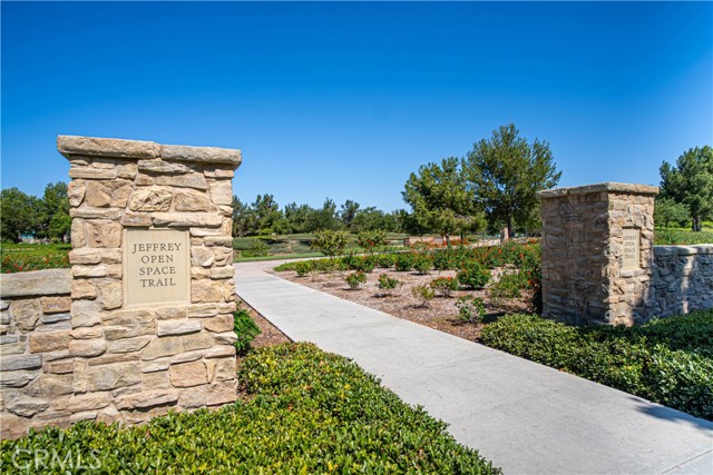 MLS #OC25181336 image #46